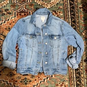 Forever 21 Contemporary Line | Light Wash Jean Jacket Size Small